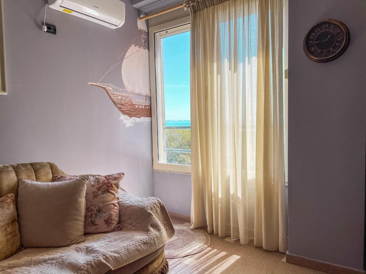 Rooftop Apartments Дуррес Екстер'єр фото