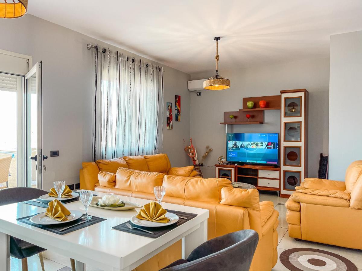 Rooftop Apartments Дуррес Екстер'єр фото