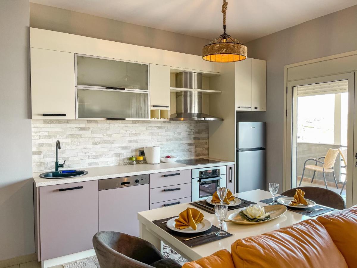 Rooftop Apartments Дуррес Екстер'єр фото
