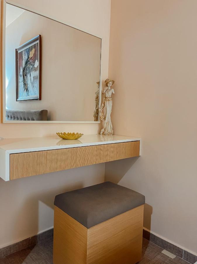 Rooftop Apartments Дуррес Екстер'єр фото