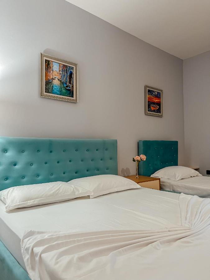 Rooftop Apartments Дуррес Екстер'єр фото